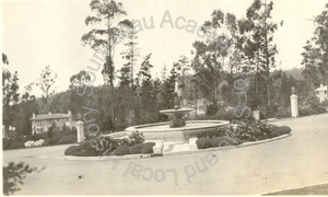 Image of Fountain at St. Francis Wood, Street Intersection