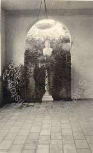 Image of Entrance and bust at Norton Residence, Santa Barbara