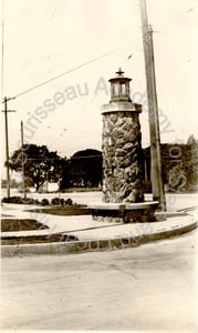 Image of Stone pier at entrance to Northbrae properties, Berkeley