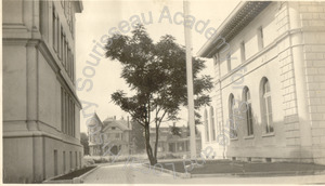 Image of Berkeley P.O. Grounds, May 1916; Gilkey just given landscape job