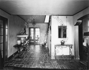 Image of Entrance hall, McMahon house