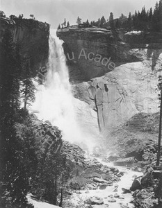 Image of Nevada Falls at Yosemite National Park