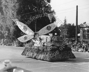 Image of Banzai float