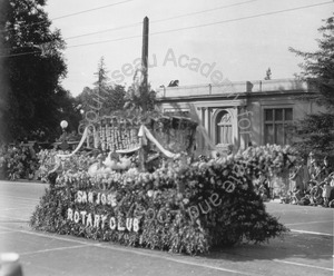 Image of San Jose Rotary Club float