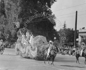 Image of San Jose High School float