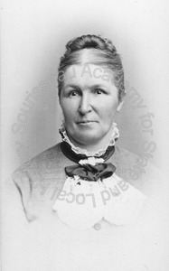 Image of Portrait of an unidentified woman